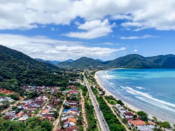 É uma imagem do post com o título Ubatuba SP divulga concurso com 20 vagas e cadastro reserva