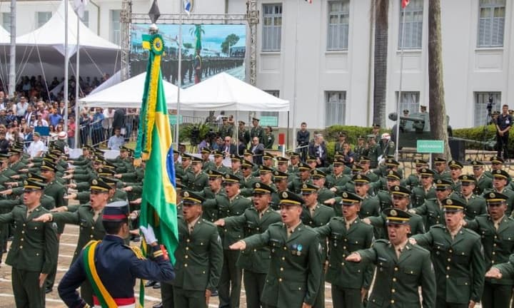 Turma de sargentos combatentes da ESA