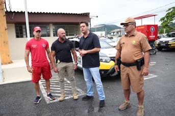 É uma imagem do post com o título Concursos PM e CBM PR são autorizados com 2.600 vagas