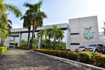 É uma imagem do post com o título Concursos AM: Wilson Lima anuncia chamamento de 1,7 mil aprovados