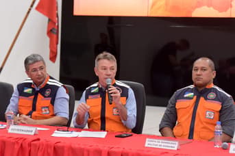 É uma imagem do post com o título Governador autoriza concurso Bombeiros RR com 300 vagas