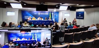 É uma imagem do post com o título Concurso Saúde RJ: Plano Estadual prevê novo edital após 23 anos