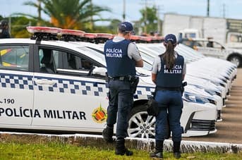 É uma imagem do post com o título Concurso PM DF é retomado sem restrição de gênero; veja datas!