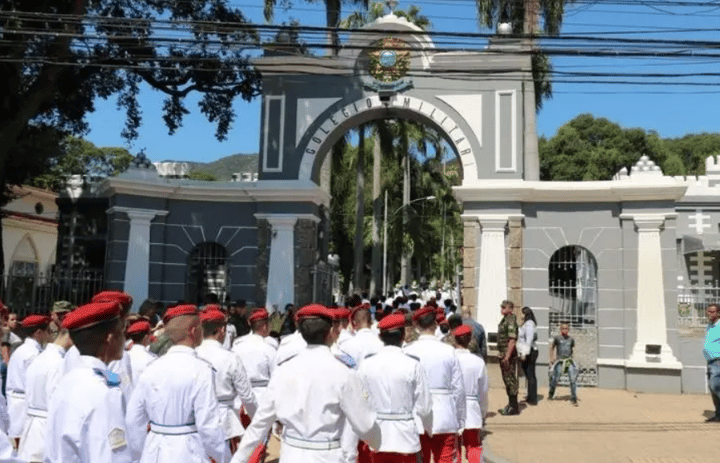 Fachada do Colégio Militar