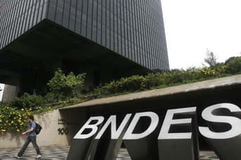 É uma imagem do post com o título O que é e o que faz o BNDES, banco tradicional do país