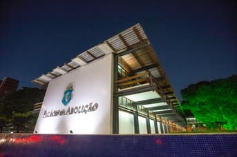 É uma imagem do post com o título Sai edital do concurso Seplag CE com 208 vagas de nível superior