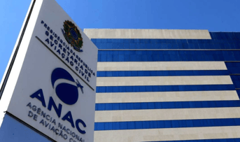 É uma imagem do post com o título Concurso Anac: agência solicita novo edital com 476 vagas