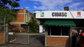 É uma imagem do post com o título Concurso Cidasc oferece 20 vagas e iniciais de R$7.605,11