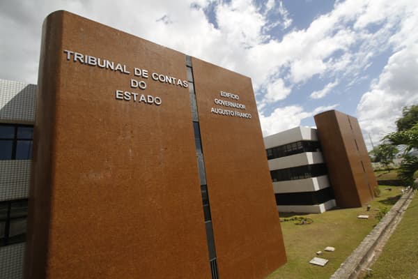 Fachada do TCE SE