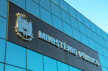É uma imagem do post com o título Concurso MP RS: veja salários e benefícios do técnico e analista