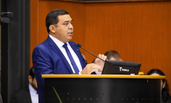 É uma imagem do post com o título Governador anuncia novos concursos PM RR e Bombeiros RR