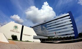 É uma imagem do post com o título Concurso Aleam tem banca contratada e novo edital já pode sair