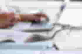 É uma imagem do post com o título Ainda não decidiu o concurso? 5 matérias para começar a estudar