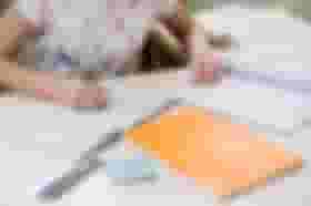 É uma imagem do post com o título Como faço para me inscrever em um concurso público?