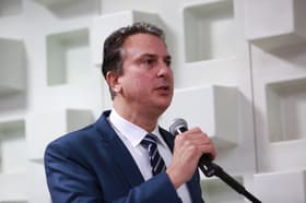 É uma imagem do post com o título Após CNU, ministro anuncia 92 vagas para novo o concurso Fundaj