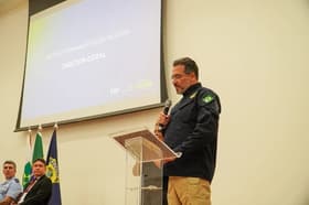É uma imagem do post com o título Concurso PRF: diretor confirma negociação para chamar excedentes