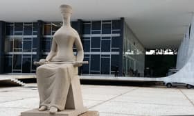 É uma imagem do post com o título Concurso Judiciário: STF envia anteprojeto com reajuste salarial