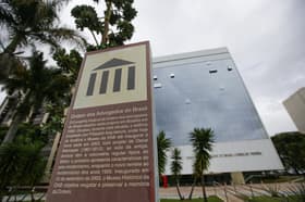 É uma imagem do post com o título Exame OAB 42: sai resultado preliminar da segunda fase; veja!