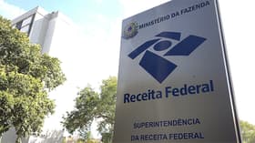 É uma imagem do post com o título Concurso Receita Federal: sindicato solicita excedentes em curso