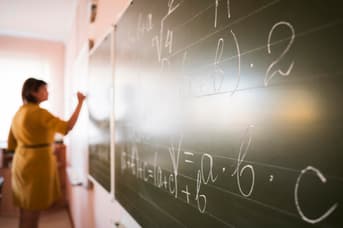 É uma imagem do post com o título Paracambi RJ abre seleção para cadastro reserva em Educação