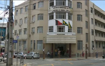 É uma imagem do post com o título Concurso Campina Grande PB: saem editais com quase mil vagas