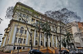É uma imagem do post com o título Novo concurso CAGE RS para auditor tem comissão formada
