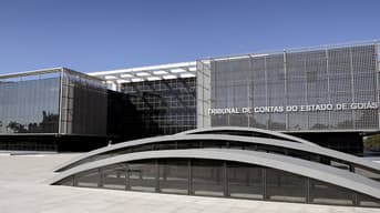 É uma imagem do post com o título Concurso TCE GO: contrato revela cargos, vagas, etapas e mais