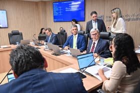 É uma imagem do post com o título Concurso Penal RN: projeto que cria cargos avança na AL RN
