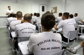 É uma imagem do post com o título Edital do concurso do Corpo de Jovens Voluntários aguarda governo