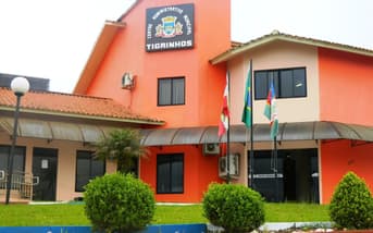 É uma imagem do post com o título Prefeitura de Tigrinhos SC divulga Chamada Público para Professor
