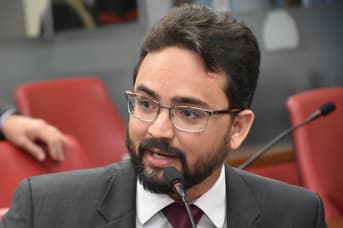 É uma imagem do post com o título Concursos PB terão mais 250 vagas para Cultura e Infraestrutura