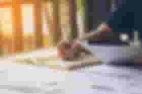 É uma imagem do post com o título UEMS abre seleção para cadastro de professores de Medicina