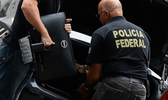 É uma imagem do post com o título Concurso PF: Lula assina portaria para convocar mil excedentes
