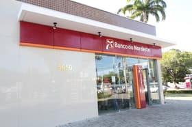 É uma imagem do post com o título Concurso BNB tem 417 mil inscritos, revela presidente do banco