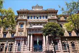 É uma imagem do post com o título Concurso TJ SP x TJ RJ: veja diferença entre técnico e escrevente