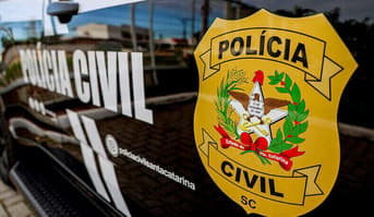 É uma imagem do post com o título Concurso PC SC tem último dia de inscrição para 300 vagas