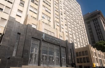 É uma imagem do post com o título Concurso TRT RJ tem inclusão de cargo e redefinição de área