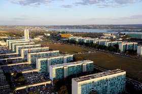É uma imagem do post com o título Veja concursos federais que podem não aderir ao CNU 2025