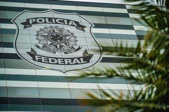 É uma imagem do post com o título Concurso PF: ministra Esther Dweck confirma 1.500 excedentes