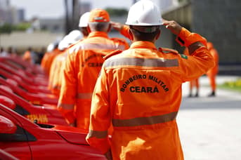 É uma imagem do post com o título Concurso Bombeiros CE: corporação confirma aval para novo edital