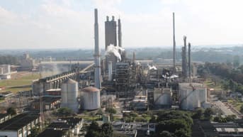 É uma imagem do post com o título Concurso da subsidiária da Petrobras é suspenso parcialmente