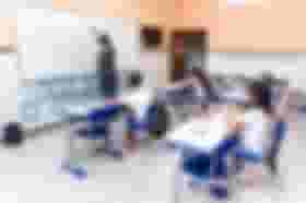 É uma imagem do post com o título Sai edital do concurso Vitória ES com 100 vagas para a Educação