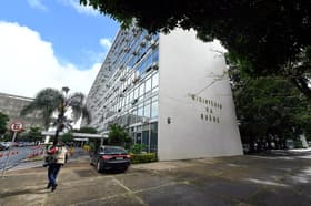 É uma imagem do post com o título Ministério da Saúde define banca para novo edital com 762 vagas
