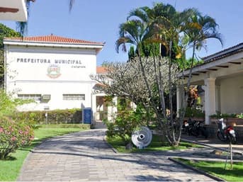 É uma imagem do post com o título Prefeitura de Caçapava SP anuncia concursos com 353 vagas