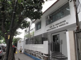 É uma imagem do post com o título Concurso CRF RJ tem oito bancas organizadoras na disputa; confira