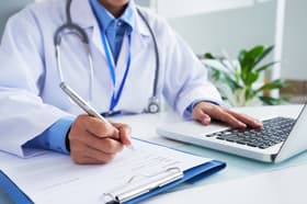 É uma imagem do post com o título Novo Cabrais RS abre seleção para médico clínico geral