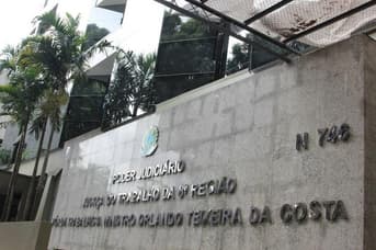 É uma imagem do post com o título Concurso TRT8: contrato com banca está pronto para assinatura