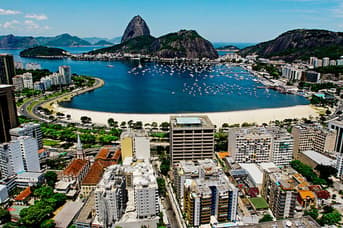 É uma imagem do post com o título Concursos Rio de Janeiro: veja vagas abertas no estado