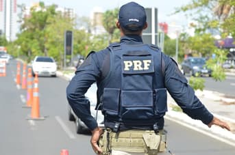 É uma imagem do post com o título Concurso PRF: presidente da CLDF cobra o aval para 473 excedentes
