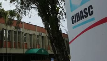 É uma imagem do post com o título Concurso Cidasc é autorizado com 20 vagas para médico veterinário